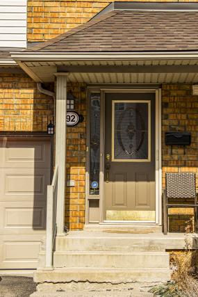 Property listing for #92-100 Beddoe Dr., Hamilton, Ontario