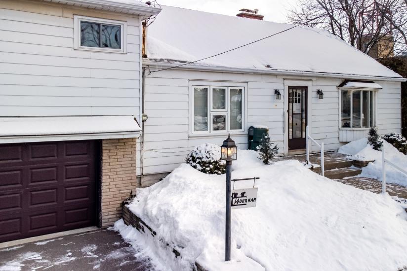 Property listing for 14 Durham Rd., Hamilton, ON