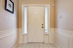 Property listing for 145 Lavender Dr., Ancaster, ON