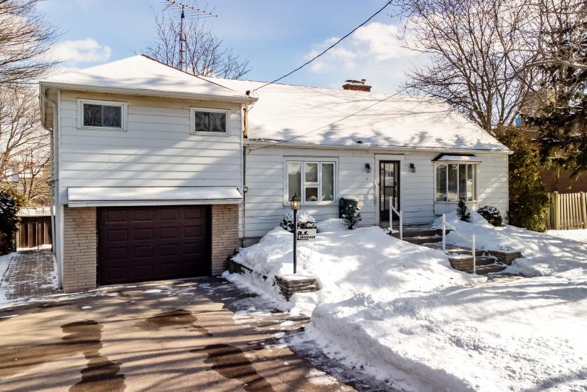 Property listing for 14 Durham Rd., Hamilton, ON