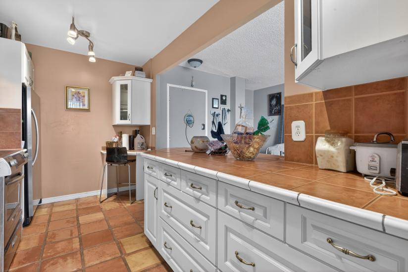 Property listing for #1102-1966 Main St. W., Hamilton, ON