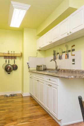 Property listing for #3-1015 Upper Gage Ave., Hamilton, ON