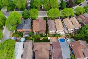 Property listing for 42 Beston Dr., Hamilton, Ontario