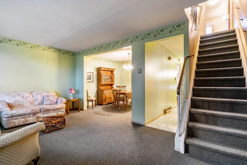 Property listing for #41-170 Lavina Cr., Hamilton, ON