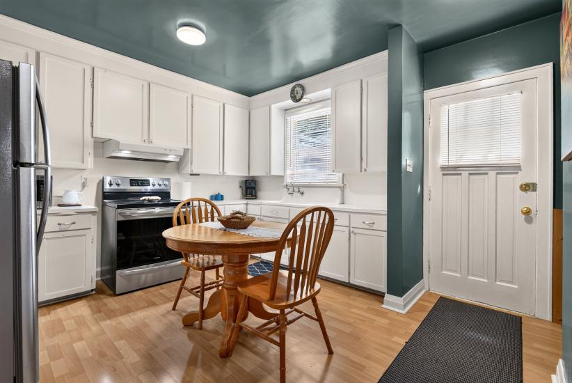 Property listing for 109 Linwood Ave., Port Colborne, ON
