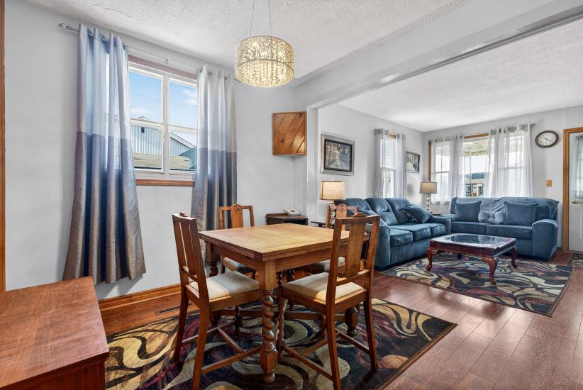 Property listing for 663 Tate Ave., Hamilton, ON