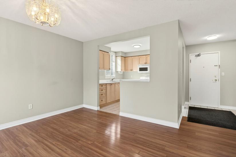 Property listing for #101-8 Main St., Dundas, ON