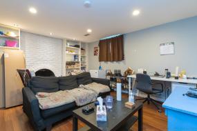 Property listing for 748 Garth St., Hamilton, Ontario