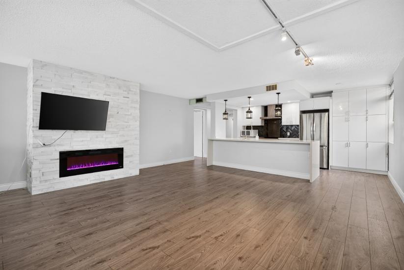 Property listing for #1106-120 Duke St., Hamilton, ON