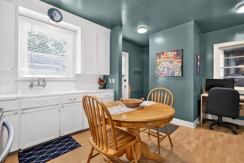 Property listing for 109 Linwood Ave., Port Colborne, ON