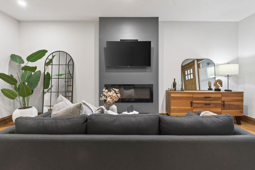 Property listing for 105 Highland Ave., St. Catharines, ON