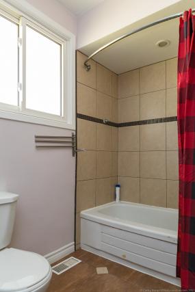 Property listing for 748 Garth St., Hamilton, Ontario