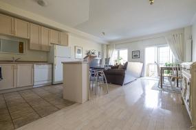 Property listing for #92-100 Beddoe Dr., Hamilton, Ontario