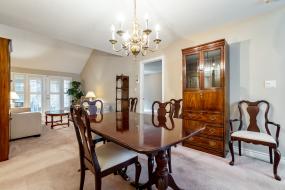 Property listing for 22 Red Haven Dr., Grimsby, ON