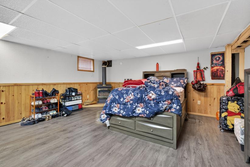 Property listing for #2-150 Ewen Rd., Hamilton, ON