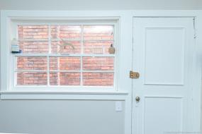 Property listing for 31 Alanson St., Hamilton, ON