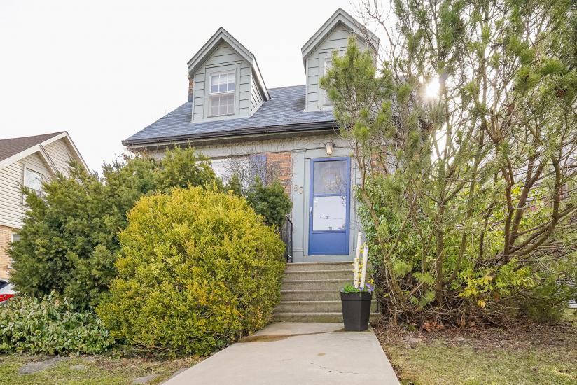 Property listing for 85 Hyde Park Ave, Hamilton, ON