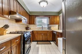 Property listing for 145 Lavender Dr., Ancaster, ON