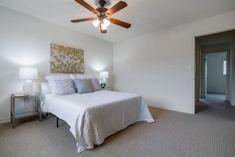 Property listing for #24-39 Pinewoods Dr., Stoney Creek, Ontario