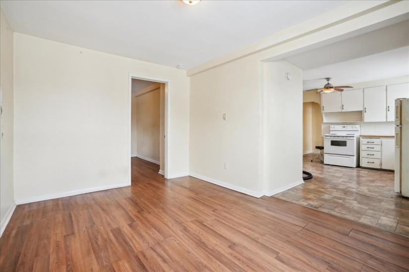 Property listing for 63 Pelham Rd., St. Catharines, ON