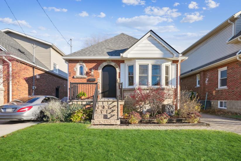 Property listing for 56 Uplands Ave., Hamilton, ON