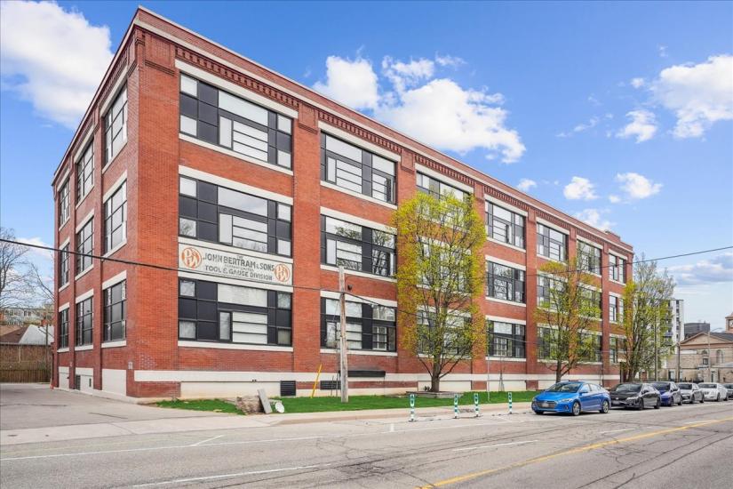 Property listing for #313-50 Main St., Dundas, ON