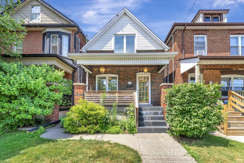 Property listing for 433 Hughson St. N., Hamilton, ON
