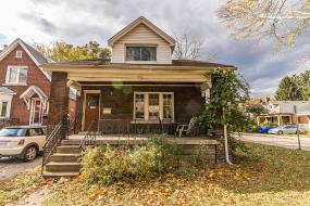 Property listing for 46 Newton Ave., Hamilton, Ontario