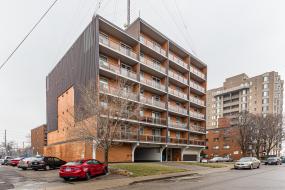 Property listing for #207-30 Summit Ave., Hamilton, Ontario