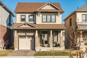 Property listing for 15 Pagebrook Cres., Stoney Creek, Ontario