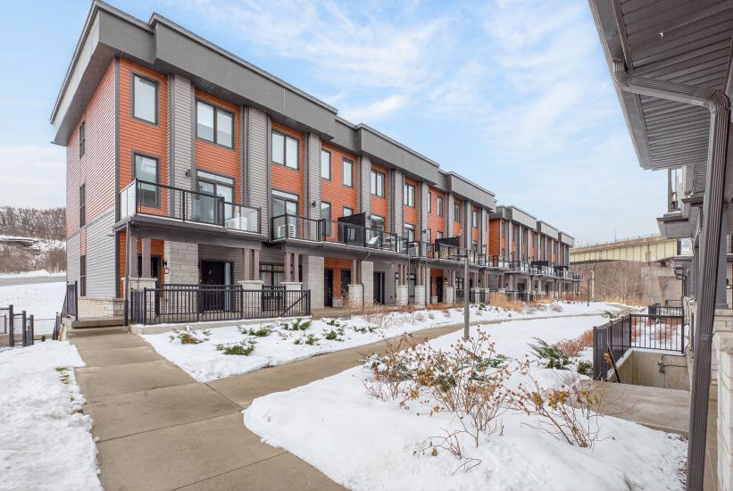 Property listing for #38-2 Willow St., Paris, ON