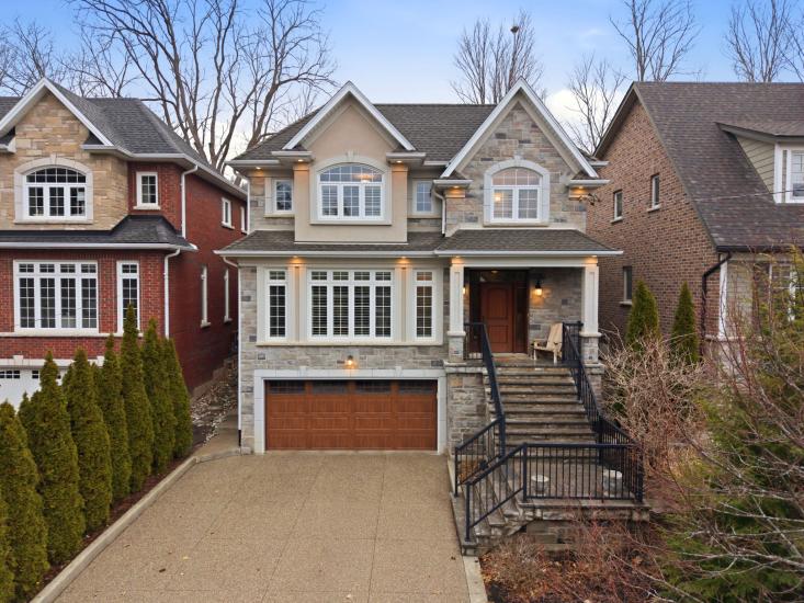 Property listing for 67 Alma St., Dundas, ON