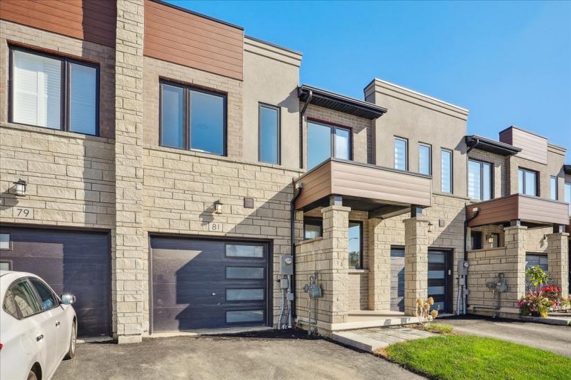 Property listing for 81 Bensley Lane, Hamilton, ON
