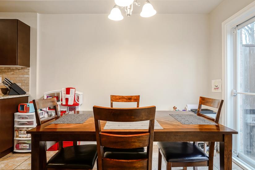 Property listing for 104 Myers Lane, Ancaster, ON