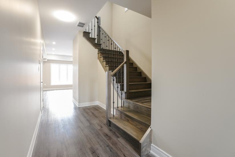 Property listing for #U-183 Rykert St., St. Catharines, ON