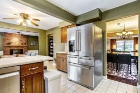 Property listing for 145 Lavender Dr., Ancaster, ON
