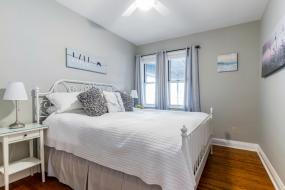 Property listing for 14 Norwood Rd., Hamilton, ON