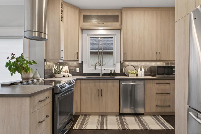 Property listing for 105 Highland Ave., St. Catharines, ON