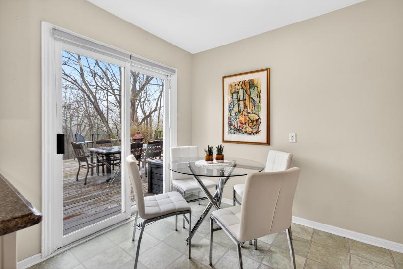 Property listing for 103 Turnbull Rd., Dundas, ON