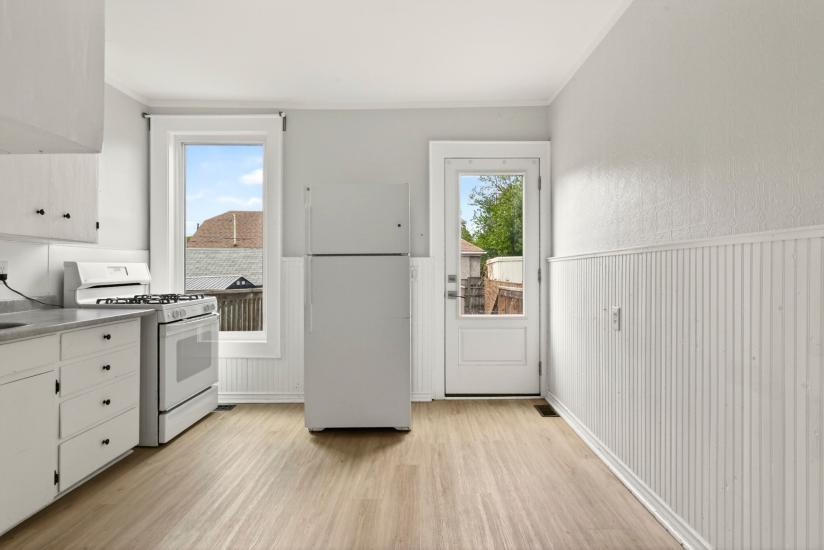 Property listing for 1236 Cannon St. E., Hamilton, ON