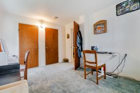 Property listing for 315 Park St. W., Dundas, Ontario