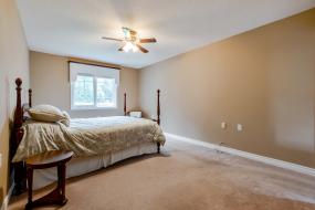 Property listing for 22 Red Haven Dr., Grimsby, ON