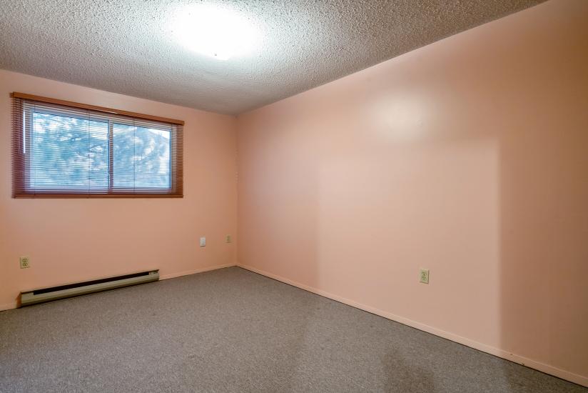 Property listing for #41-170 Lavina Cr., Hamilton, ON