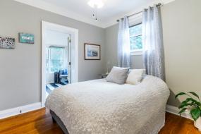 Property listing for 14 Norwood Rd., Hamilton, ON