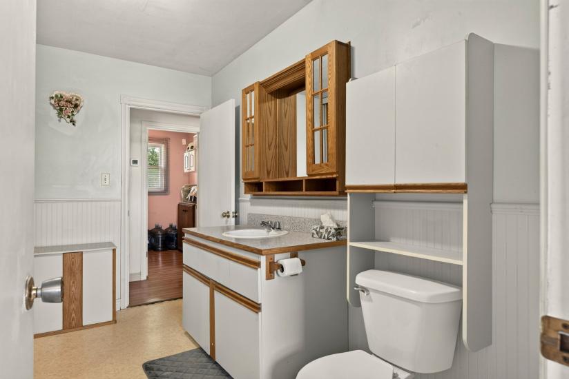 Property listing for 958 Highland Rd. E., Stoney Creek, ON
