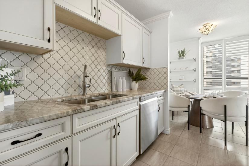 Property listing for #1003-222 Jackson St. W., Hamilton, ON