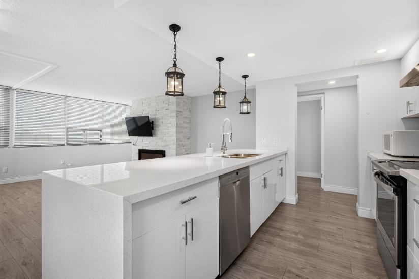 Property listing for #1106-120 Duke St., Hamilton, ON