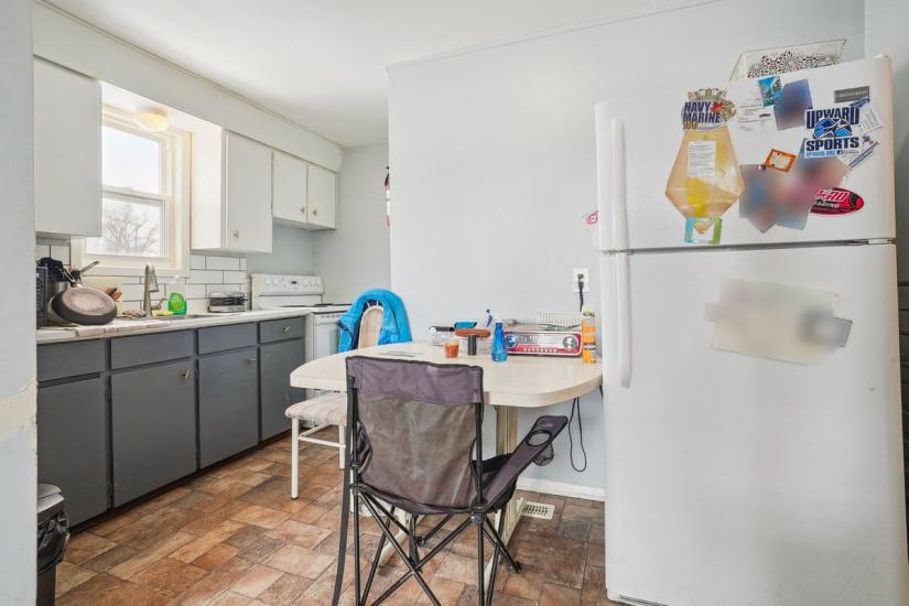 Property listing for 63 Pelham Rd., St. Catharines, ON