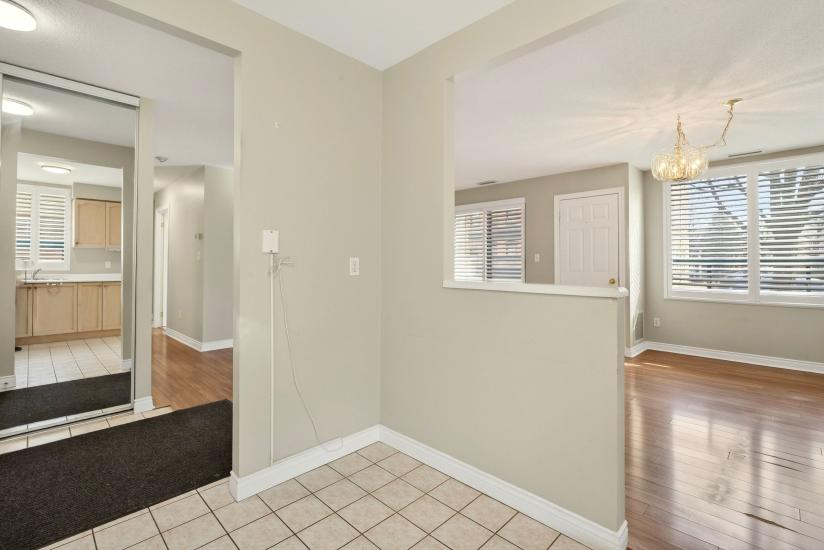 Property listing for #101-8 Main St., Dundas, ON