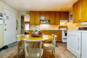 Property listing for 315 Park St. W., Dundas, Ontario